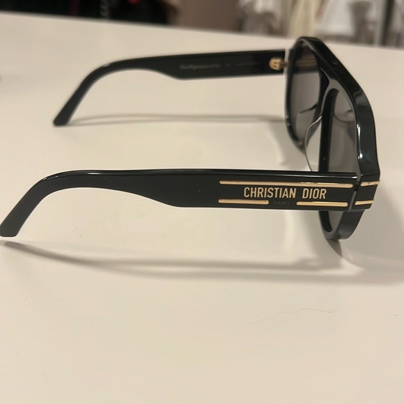 Authentic - Picture 1 of 2